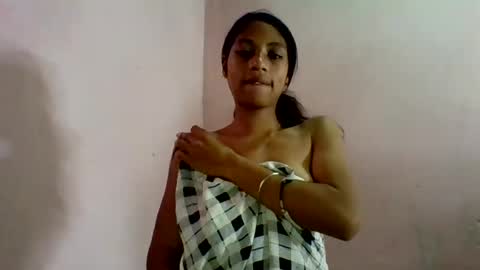 sexyjolie586 online show from 07-22-26, 06:05