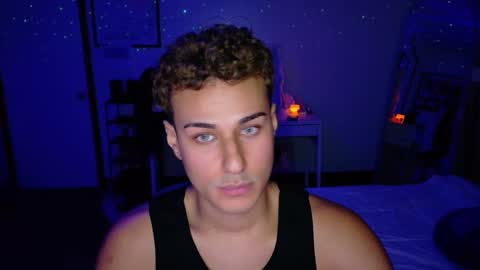 Snapshot of sexylatinboy777 chatting on 11-18-25, 06:18 JC online show from 11-18-25, 06:18