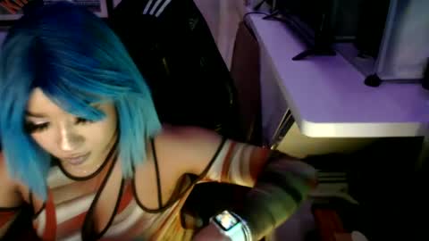 Snapshot of sexylatincouple chatting on 02-14-25, 08:21 SEXYLATINCOUPLE online show from 02-14-25, 08:21