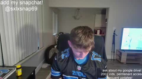 sexylax69 online show from 10-06-25, 12:41