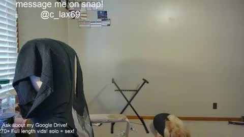 Snapshot of sexylax69 chatting on 06-24-26, 03:11 sexylax69 online show from 06-24-26, 03:11