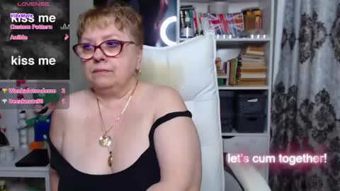 sexylynette4u online show from 01-24-25, 08:13