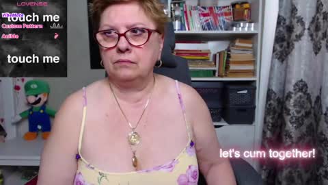 sexylynette4u online show from 03-04-25, 10:35