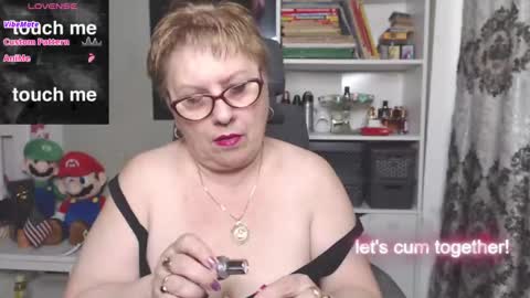 sexylynette4u online show from 11-24-25, 10:15