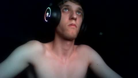 Snapshot of sexymen257785 chatting on 06-13-26, 05:33 sexymen257785 online show from 06-13-26, 05:33