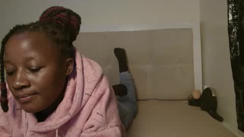 Miss mia online show from 10-05-25, 07:34