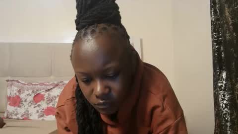 Miss mia online show from 10-06-25, 09:34