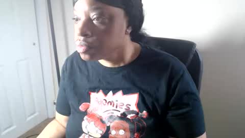 SexyMona online show from 05-27-26, 01:41