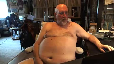 Grizz Lee Bear online show from 05-25-26, 07:36