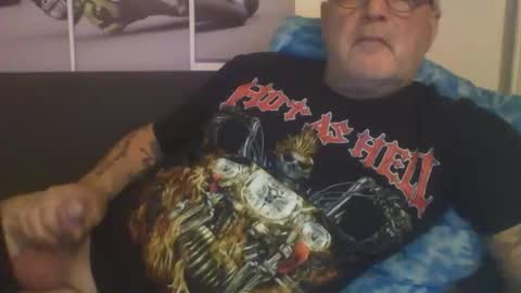 Snapshot of sexypaa chatting on 01-21-25, 07:50 sexypaa online show from 01-21-25, 07:50