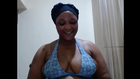 Snapshot of sexyprimxx chatting on 02-16-26, 10:17 sexyprimxx online show from 02-16-26, 10:17