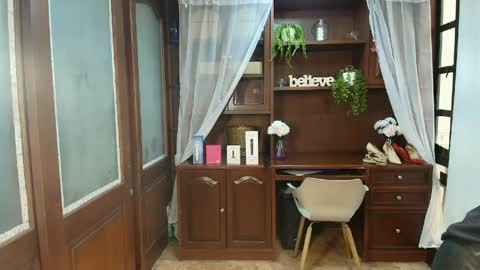 Snapshot of sexyrachel_ chatting on 05-20-26, 12:22 R A C H E L online show from 05-20-26, 12:22