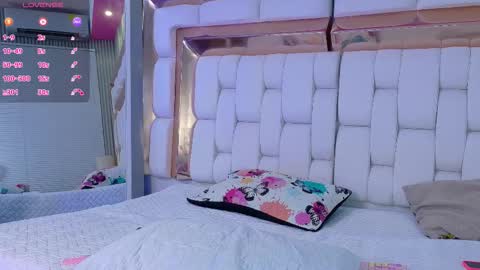 Kendall online show from 09-14-25, 12:37