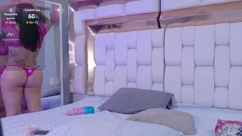 Kendall online show from 09-30-25, 12:21