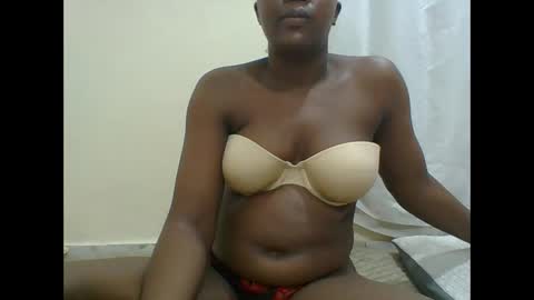 PAULINE online show from 12-02-25, 09:43