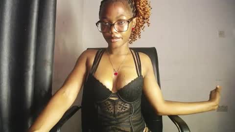 Darkskinned Rae online show from 04-26-26, 08:06