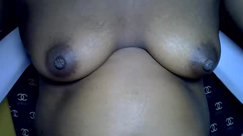 Snapshot of sexystella10 chatting on 06-01-26, 06:59 Stella online show from 06-01-26, 06:59