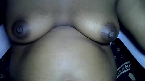 Snapshot of sexystella10 chatting on 06-02-26, 08:00 Stella online show from 06-02-26, 08:00