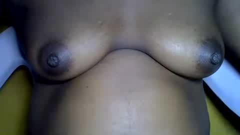 Snapshot of sexystella10 chatting on 07-09-26, 09:35 Stella online show from 07-09-26, 09:35