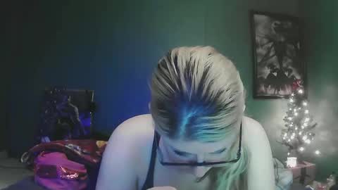 Snapshot of sexystripper69 chatting on 01-13-25, 01:13 sexystripper69 online show from 01-13-25, 01:13