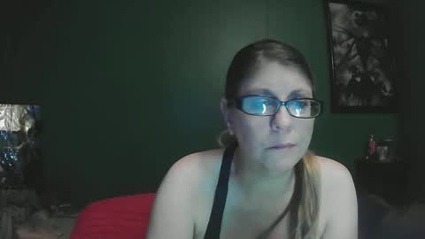 Snapshot of sexystripper69 chatting on 11-21-25, 02:43 sexystripper69 online show from 11-21-25, 02:43