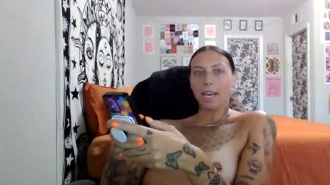 Snapshot of sexytatslut369 chatting on 07-31-26, 08:52 sexytatslut369 online show from 07-31-26, 08:52