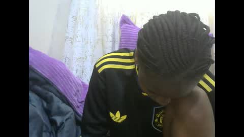 Snapshot of sexytinyy chatting on 11-02-25, 09:44 maria online show from 11-02-25, 09:44