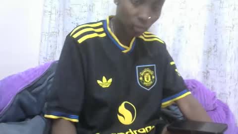 Snapshot of sexytinyy chatting on 12-02-25, 12:10 maria online show from 12-02-25, 12:10