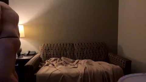 Smooth bi guy online show from 06-03-26, 07:33