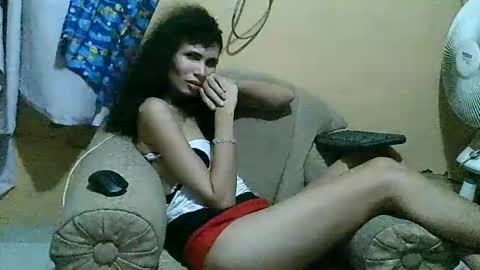 Snapshot of sexywolfnight chatting on 07-12-26, 02:13 sexywolfnight online show from 07-12-26, 02:13
