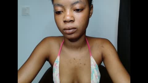 Snapshot of sexyxpeach chatting on 10-13-25, 03:34 sexyxpeach online show from 10-13-25, 03:34
