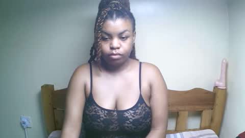 sexyyred_ online show from 04-21-26, 09:50