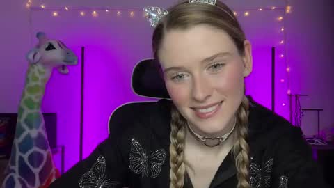 shadebabe online show from 12-14-24, 05:18