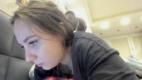 Snapshot of shadow_raffi chatting on 12-16-24, 12:15 shadow_raffi online show from 12-16-24, 12:15