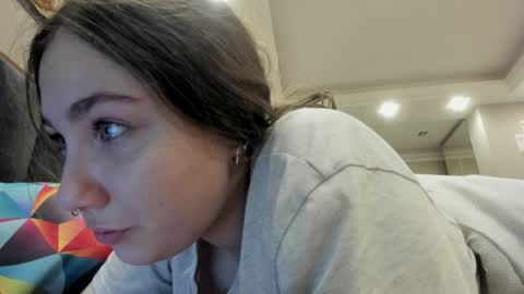 Snapshot of shadow_raffi chatting on 02-02-25, 02:27 shadow_raffi online show from 02-02-25, 02:27