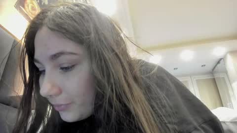 Snapshot of shadow_raffi chatting on 02-23-25, 02:25 shadow_raffi online show from 02-23-25, 02:25