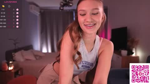 Snapshot of shadowladyyy chatting on 02-08-26, 01:14 Sindy and Nancy Next stream 1 December online show from 02-08-26, 01:14