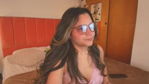 Snapshot of shadya_ chatting on 05-01-26, 03:22 Shadya online show from 05-01-26, 03:22