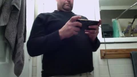 Snapshot of shadystl chatting on 12-12-24, 08:57 shadystl online show from 12-12-24, 08:57