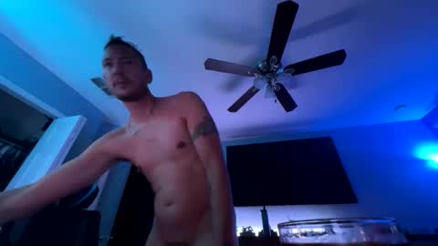 Snapshot of shaftyone4u chatting on 11-06-25, 12:22 shaftyone4u online show from 11-06-25, 12:22