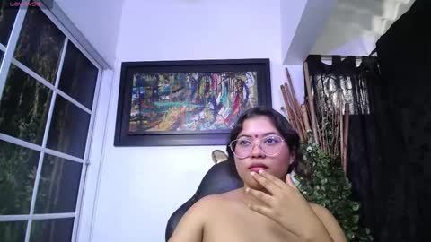 Snapshot of shailayojana chatting on 10-11-25, 08:29 Shaila online show from 10-11-25, 08:29