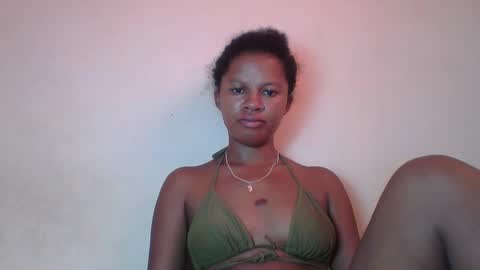 shainnah online show from 11-18-25, 04:50