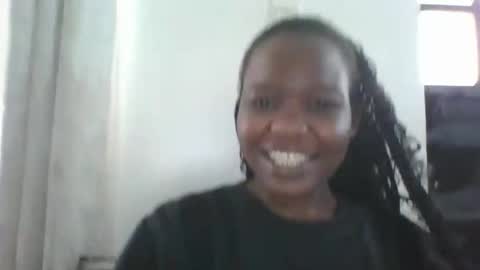 Snapshot of shake_cockonme18 chatting on 03-29-26, 01:11 Bee online show from 03-29-26, 01:11