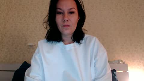 Mila online show from 02-06-25, 08:39