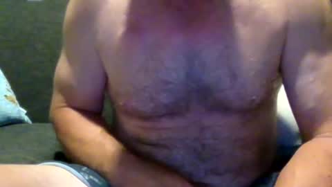 Snapshot of shakeyman889 chatting on 06-29-26, 04:08 shakeyman889 online show from 06-29-26, 04:08
