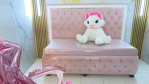 Shalon  online show from 07-25-26, 03:15