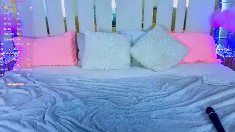Lessi online show from 07-28-26, 02:13