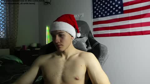 Snapshot of shameless_di chatting on 12-21-24, 01:42 shameless di online show from 12-21-24, 01:42