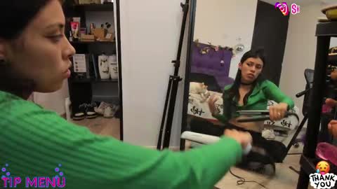 Snapshot of shamelesss_ chatting on 03-10-25, 01:45 shamelesss_ online show from 03-10-25, 01:45