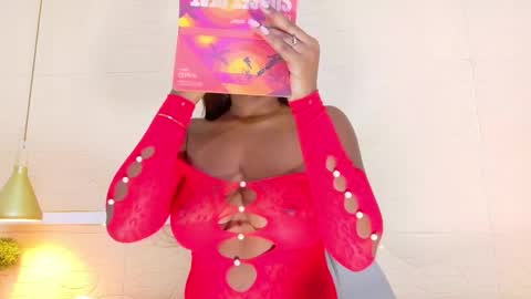 Catalina online show from 03-04-25, 01:38